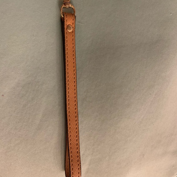 Michael Kors Wristlet - Picture 3 of 6